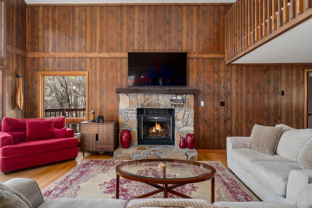 Wolf Ridge Retreat Villa Swiss Exterior foto